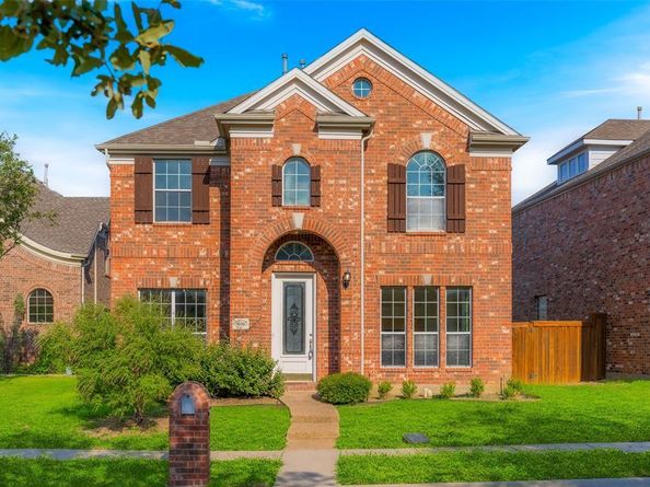 9200  Dillon Trail , Irving Texas 75063