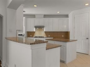 9200  Dillon Trail , Irving Texas 75063