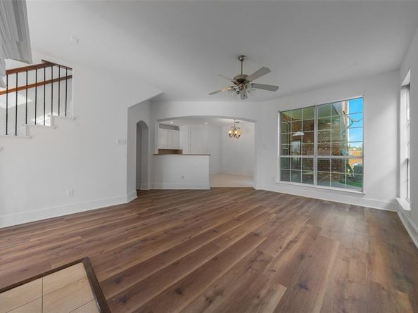 9200  Dillon Trail , Irving Texas 75063