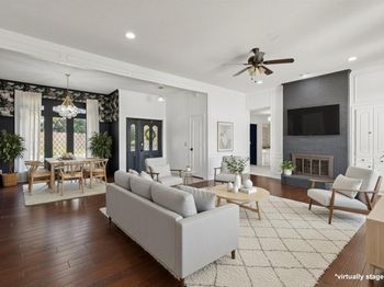 2800  Bowie Drive 