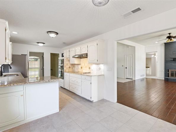 2800  Bowie Drive , Plano Texas 75025