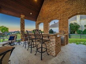 1  London Court , Heath Texas 75032