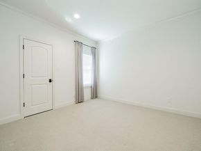 1  London Court , Heath Texas 75032