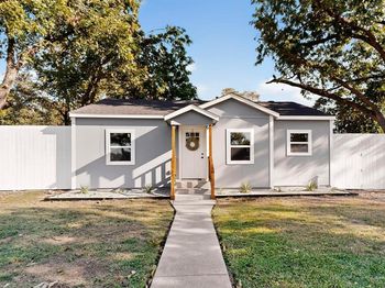 1100  Edgefield Drive 