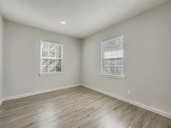 1506  Grace Street , Arlington Texas 76010