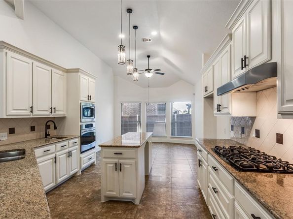 1526  Snowberry Drive , Allen Texas 75013