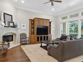 4423  Lena Lane , Irving Texas 75038