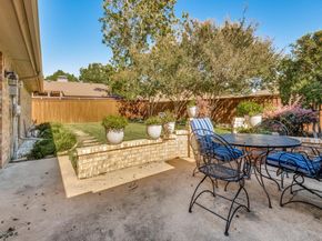 100  Hillview Court , Hurst Texas 76054