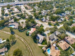 100  Hillview Court , Hurst Texas 76054