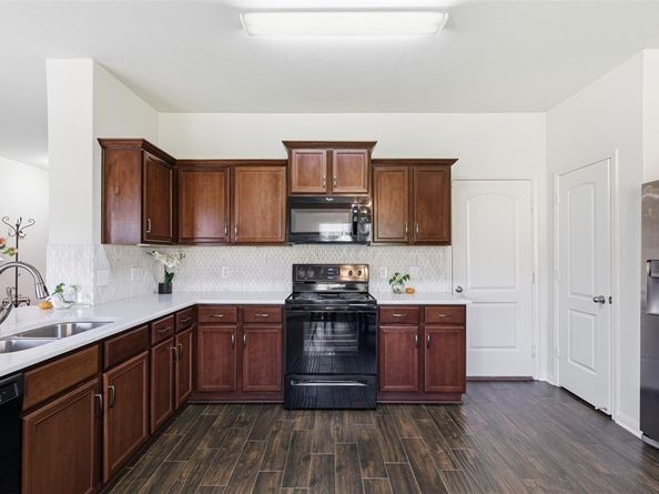 14229  Bridgeview Lane , Dallas Texas 75253