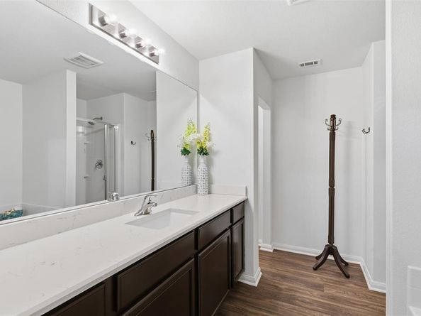 14229  Bridgeview Lane , Dallas Texas 75253