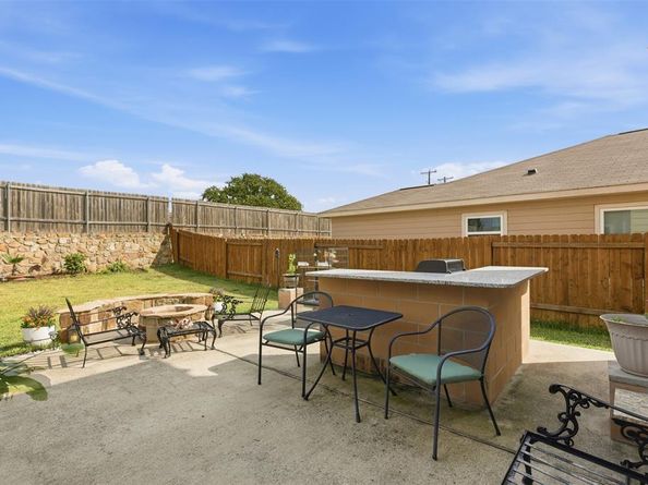 14229  Bridgeview Lane , Dallas Texas 75253