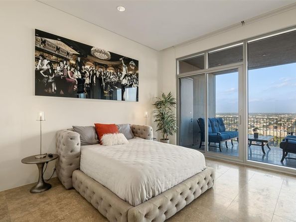 1717  Arts Plaza  2202, Dallas Texas 75201