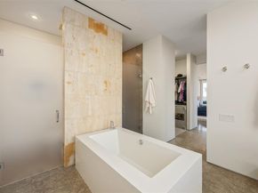 1717  Arts Plaza  2202, Dallas Texas 75201