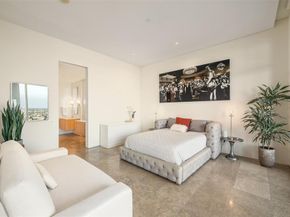 1717  Arts Plaza  2202, Dallas Texas 75201