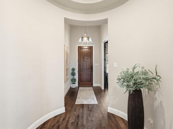 1908  Somerville Circle , Lantana Texas 76226