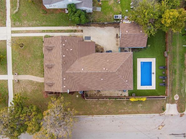 5000  Calmont Avenue , Fort Worth Texas 76107