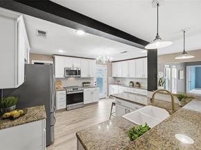 5000  Calmont Avenue , Fort Worth Texas 76107