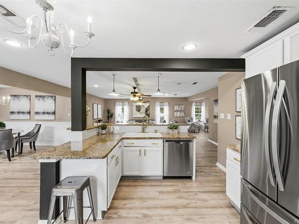 5000  Calmont Avenue , Fort Worth Texas 76107