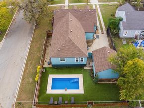 5000  Calmont Avenue , Fort Worth Texas 76107