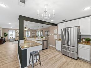 5000  Calmont Avenue , Fort Worth Texas 76107