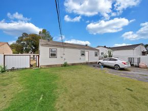 723  Ryan Road , Dallas Texas 75224