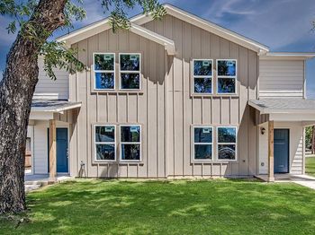 3325  Eastland Street 