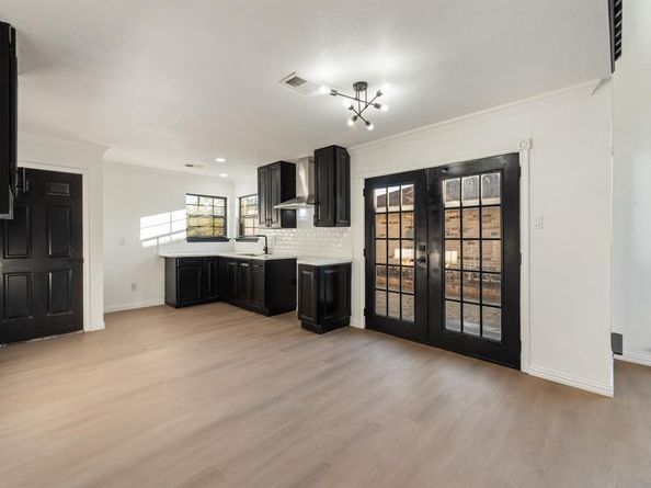 413  Horse Shoe Bend , Mesquite Texas 75149