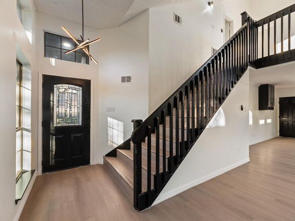 413  Horse Shoe Bend , Mesquite Texas 75149