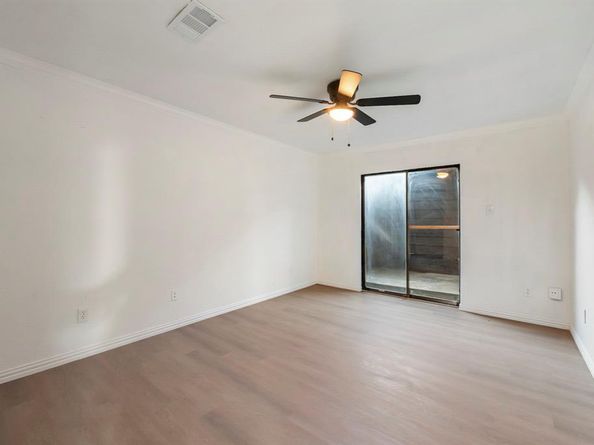 413  Horse Shoe Bend , Mesquite Texas 75149