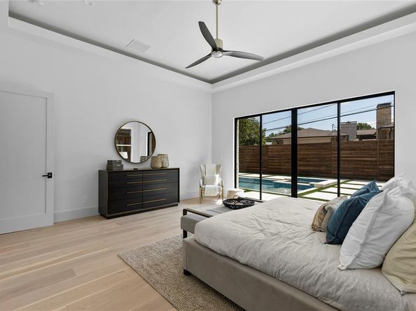 11232  Hillcrest Road , Dallas Texas 75230