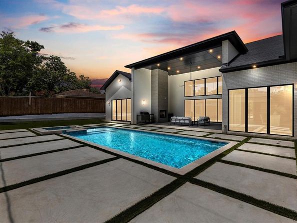 11232  Hillcrest Road , Dallas Texas 75230