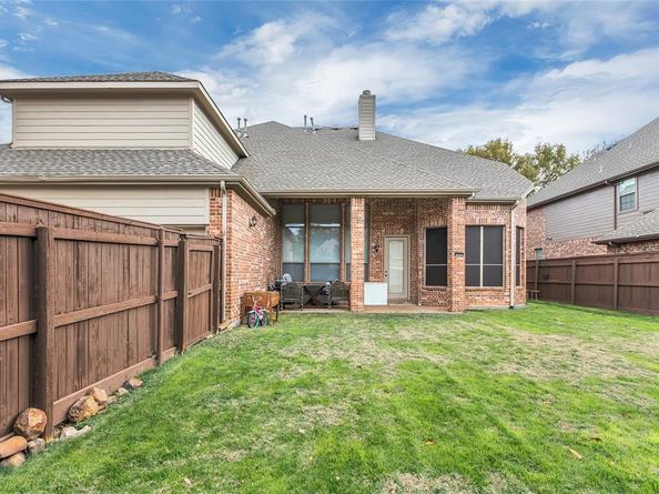 1217  Wynne Drive , Garland Texas 75044