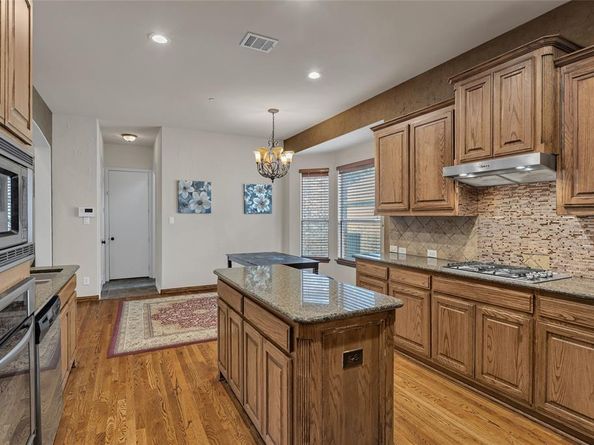 1217  Wynne Drive , Garland Texas 75044