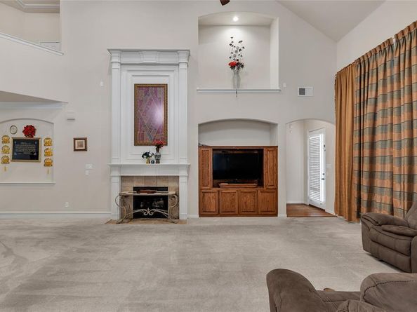 1217  Wynne Drive , Garland Texas 75044