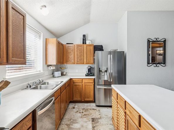 1421  Heather Ridge Drive , Lancaster Texas 75146