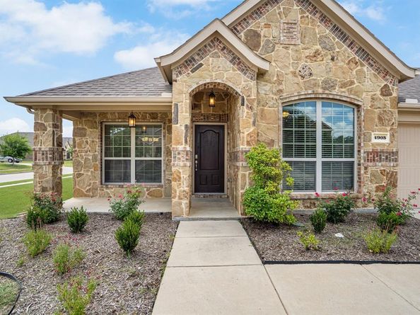 4905  Westlake Drive , Garland Texas 75043