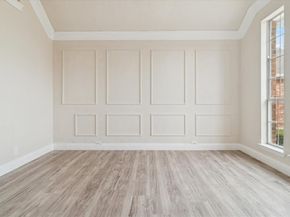 9333  Vista Circle , Irving Texas 75063