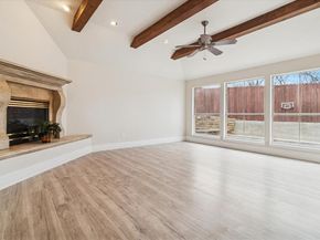 9333  Vista Circle , Irving Texas 75063