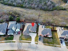 9333  Vista Circle , Irving Texas 75063