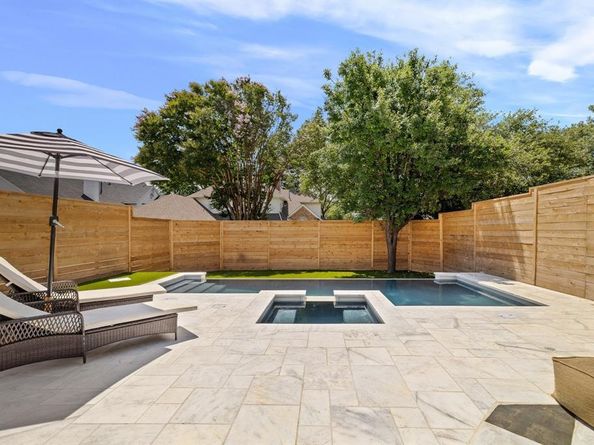 4736  Holly Tree Drive , Dallas Texas 75287