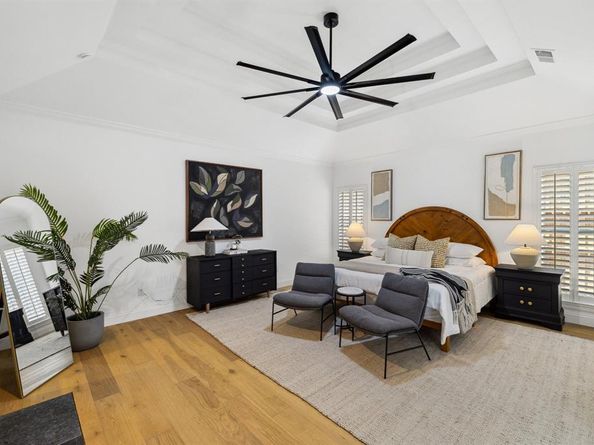 4736  Holly Tree Drive , Dallas Texas 75287