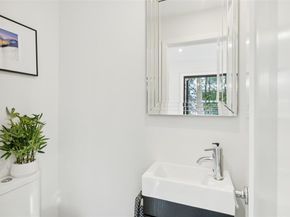 620 N Oak Cliff Boulevard , Dallas Texas 75208