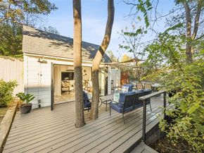 620 N Oak Cliff Boulevard , Dallas Texas 75208