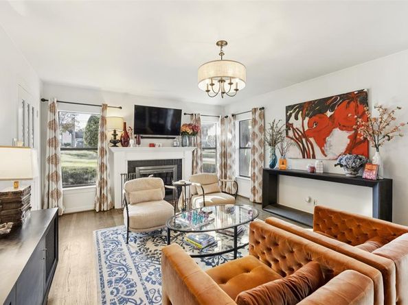 620 N Oak Cliff Boulevard , Dallas Texas 75208