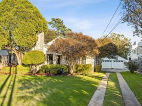 620 N Oak Cliff Boulevard , Dallas Texas 75208