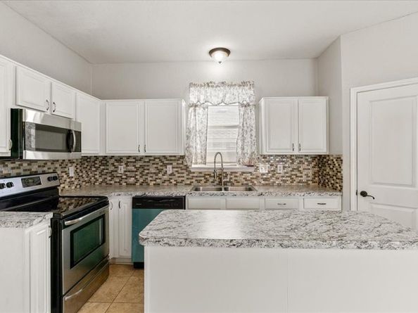 1208  Weaver Street , Cedar Hill Texas 75104