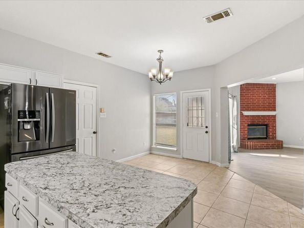 1208  Weaver Street , Cedar Hill Texas 75104