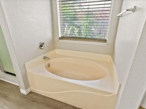 1208  Weaver Street , Cedar Hill Texas 75104