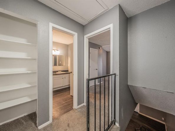 2215  Aspen Drive , Dallas Texas 75227